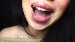 ASMR LENS LICKING 250 licks