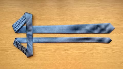 How to Tie a Tie: Step-by-Step Guide for Beginners