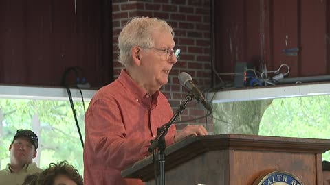 Kentucky crowd shouts “retire” at Mitch McConnell