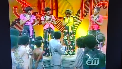 Pointer Sisters 1975(Soul Train) Betcha Got A Chick On The Side