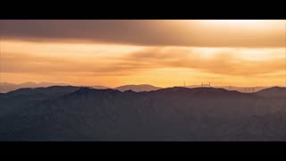 Outdoor aerial photography, enjoy the sunset view of the American Rocky Mountains