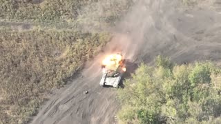 💥 Ukraine Russia War | Ukrainian FPV Drone Hits Abandoned Russian Tank with Cage, Leading to I | RCF