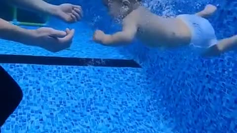 👉#baby fun with water pool 🤣😂😆