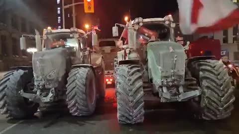 CANADA: Farmers arrived to join the convoy for freedom in Ottawa