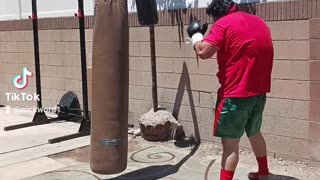 150 Pound Banana Bag Workout Part 12. Muay Thai Bag Work Warm up!