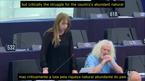 DEVE ASSISTIR Os heróis do parlamento da UE Clare Daly e Mick Wallace