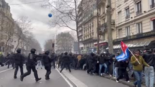 French Protests - We are the angry mob