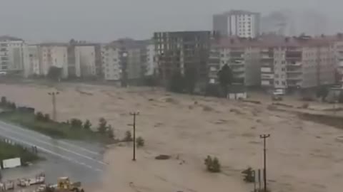 Apocalypse in Turkey!! A terrible flood in the city of Artvin!