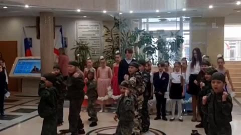 A basic military training course opened in a school in Crimea