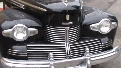 V12 Lincoln Sedan