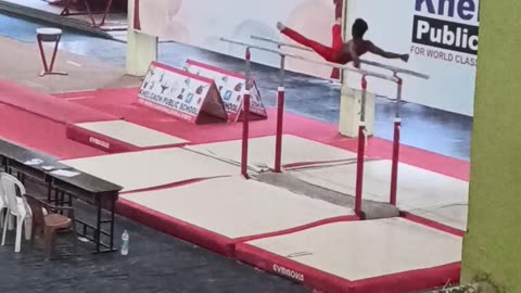 Parallel bar high moments in Allahabad gymnastic competition