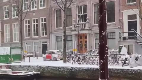 Dad Takes Kids For A Ride on Sleds Tied Behind His Car