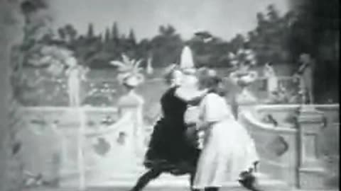 The Gordon Sisters Boxing (1901 Film) -- Produced By Thomas Edison -- Full Movie