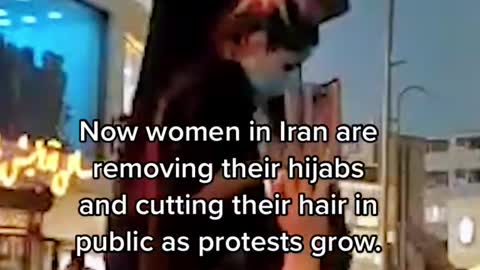 Women In Iran Are Cutting Their Hair in Public Over the Death of a 22-Year-Old Woman