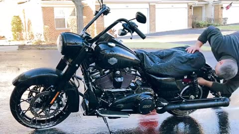 Wash your Harley motorcycle before winter #JustRideThatThing