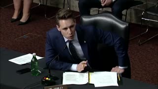 Hawley Absolutely ROASTS Biden's Head Of Energy