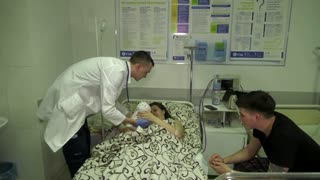 Doctors help women give birth in bombarded Kharkiv