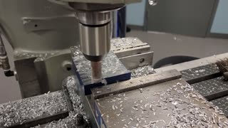 Milling aluminum