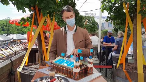 Rischart eröffnet Café Kaiserschmarrn am Viktualienmarkt