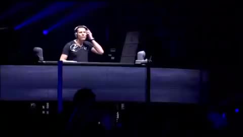 Tiesto - Silence - Delerium featuring Sarah McLachlan