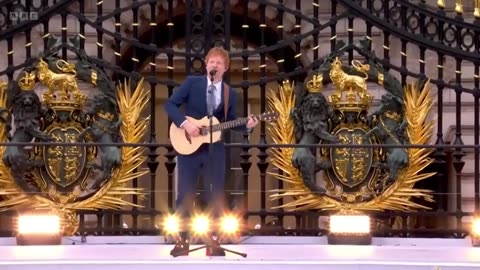 Ed Sheeran - Perfect (Live at Queen_s Platinum Jubil