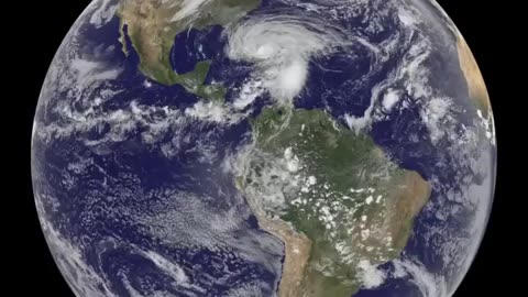 Satellite sees global view of Sandy life of landfall