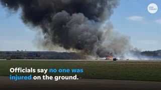 'SIX DEAD FOLLOWING PLANE COLLISION AT WINGS OVER DALLAS AIR SHOW' USA TODAY