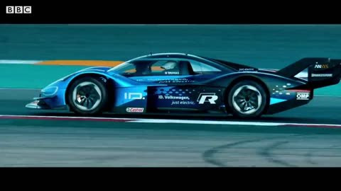 Celebrating Electric Speed: Volkswagen I.D. R vs. McLaren 720S on Top Gear