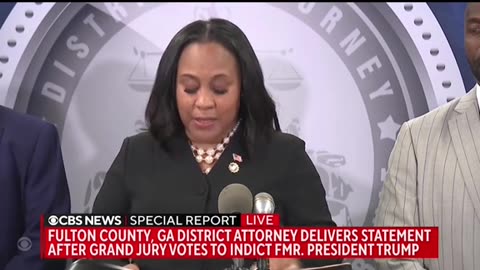 Georgia D.A. says Trump and 18 indicted allies have to turn themselves in by noon on August 25