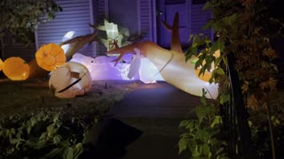 Beautiful Halloween decorations front door houses