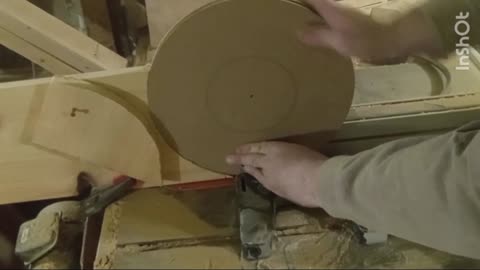 Cutting a pulley groove