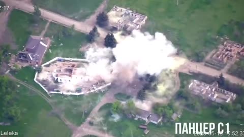 💥Destruction of the Russian air defense missile system "Pantsir-S1" near the Lugansk region.