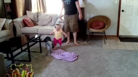 Daddy mimics toddler's crazy running