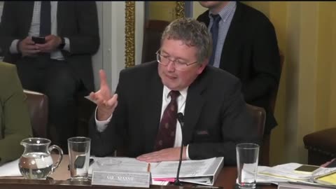 REP.THOMAS MASSIE=DEFUND KILL SWITCH IMPLEMENTATION 11/1/23 AMENDMENT