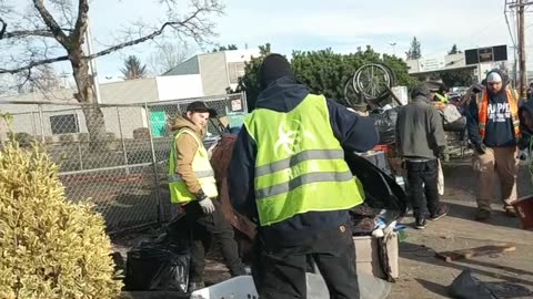 RAPPID RESPONCE RAIDS HOMELESS CAMP ON PRIVATE PROPTERY