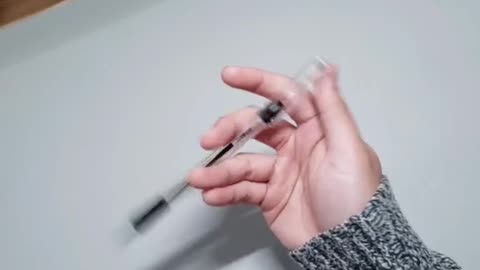 Want to LEARN pen spinning 😁