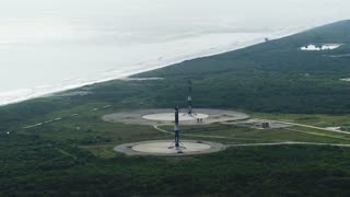 SpaceX Falcon Heavy's Side Boosters Land Back On Earth