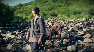 HCNN - Timothy Treadwell Eaten Alive by a Grizzly on Camera Shocking story