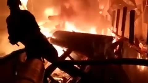 In Ukraine, they publish a video of the fire after the impact in the Ice Arena in Druzhkovka.