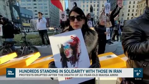 Montrealers stand in solidarity with Iranians