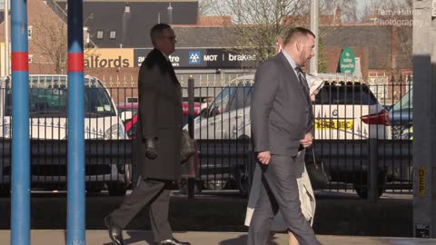 Queen Elizabeth II leaves Norfolk late to return to London