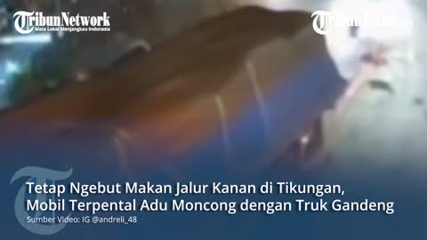 NGEBUT DI TIKUNGAN, Minibus Adu Moncong Tronton di Rembang