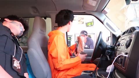 Prisoner Drive Thru Prank 😂