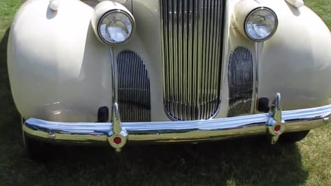 1940 Packard Super 8 Convertible Sedan