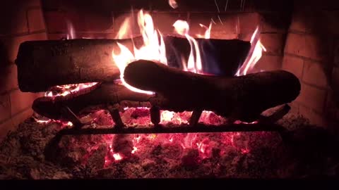 3 Hour Crackling Fire