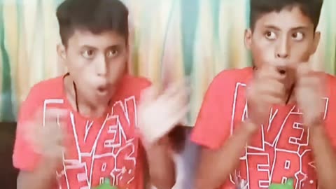 AMAZING TWINS BEATBOXING COFFIN DANCE