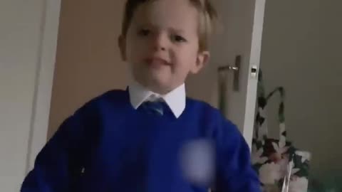 Little lad tells his dad he will upper cut Santa if he keeps him on the naughty lis