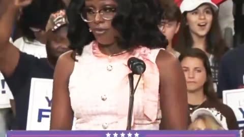 "Boom! Black Woman Delivers Powerful Speech on Kamala Harris"