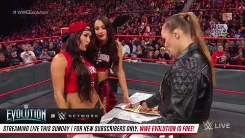 Ronda Rousey & Nikki Bella come face-to-face for Women's Title Contract Signing: Raw, jun. 22, 2024