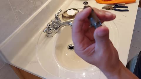 Fix a Pop Up Drain Stopper That is Stuck | Dont Buy a New Popper